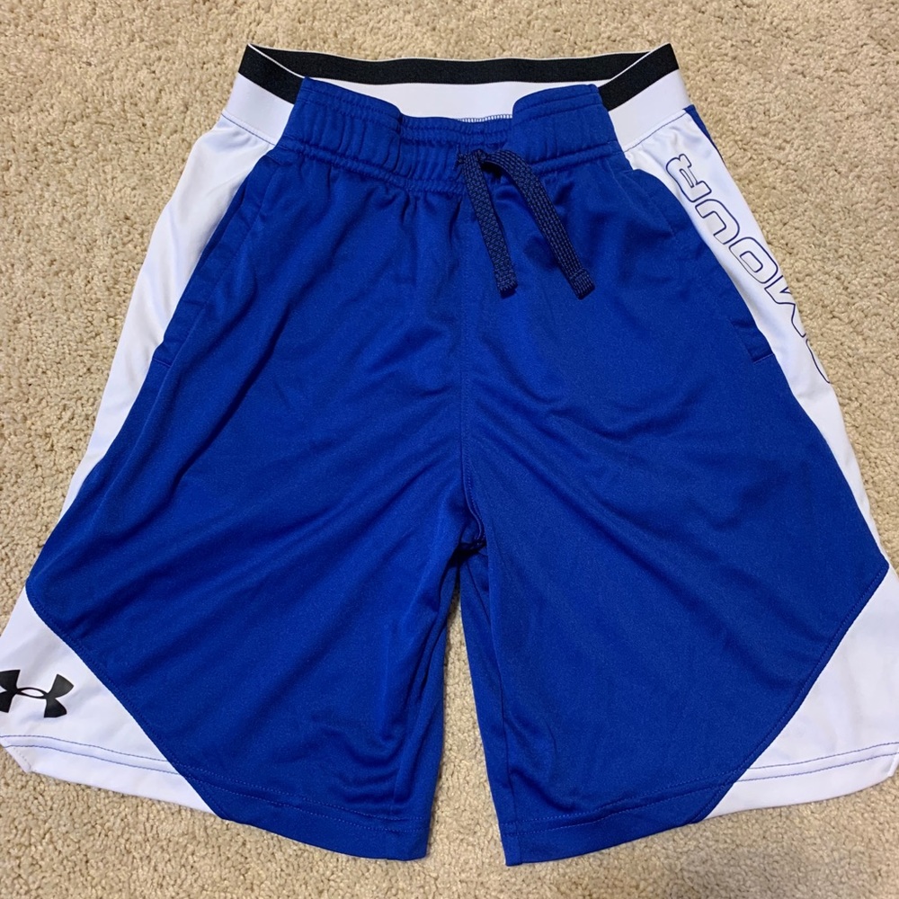 Boy’s Under Armour Basketball Shorts Medium